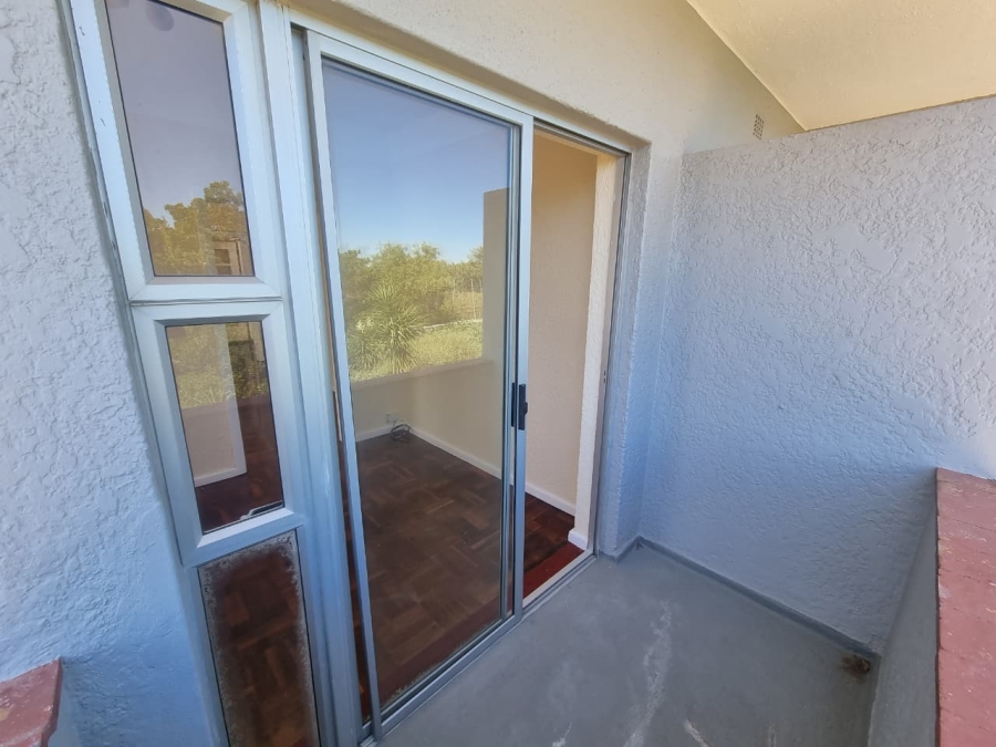 To Let 1 Bedroom Property for Rent in Camps Bay Western Cape